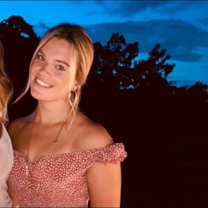 Meet your Posher, Carly